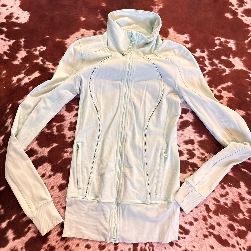 lululemon athletica light mint green zip-up jacket size 2
